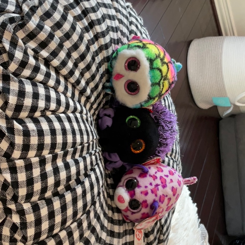 3 stuffed animals